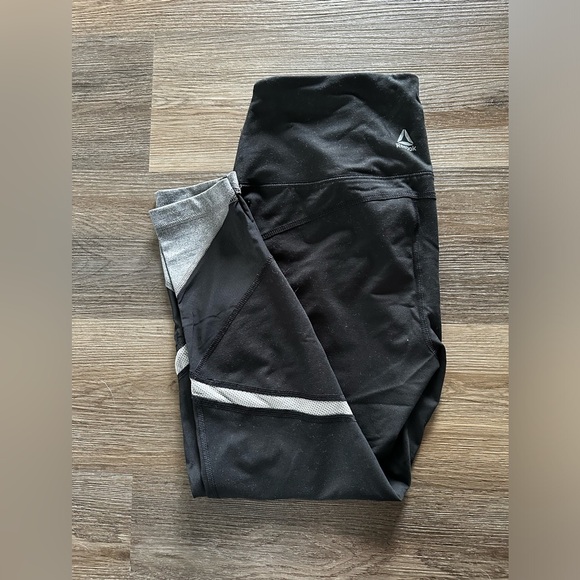Reebok Leggings - Picture 2 of 4